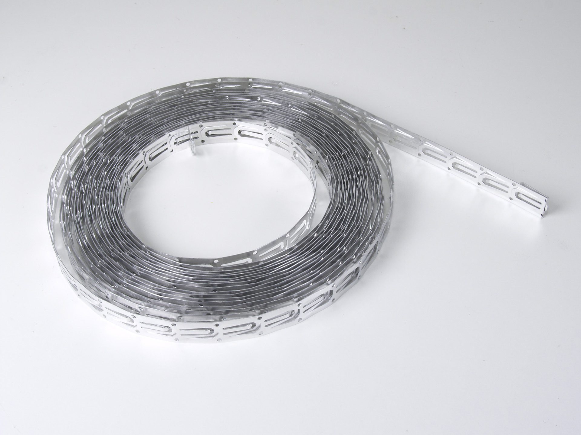 Taśma montażowa  aluminiowa TMA, moduł 25 mm